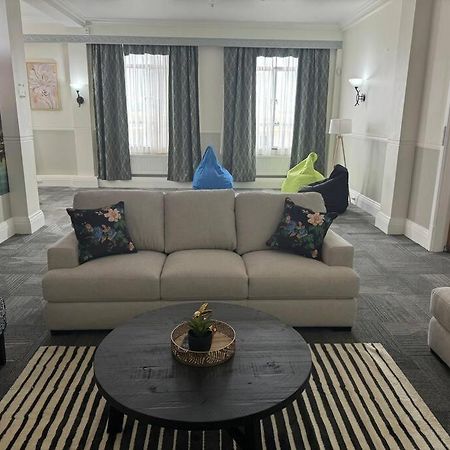 4 Large Bedroom Apartment In The City Hastings Exteriör bild