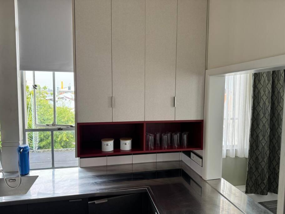 4 Large Bedroom Apartment In The City Hastings Exteriör bild
